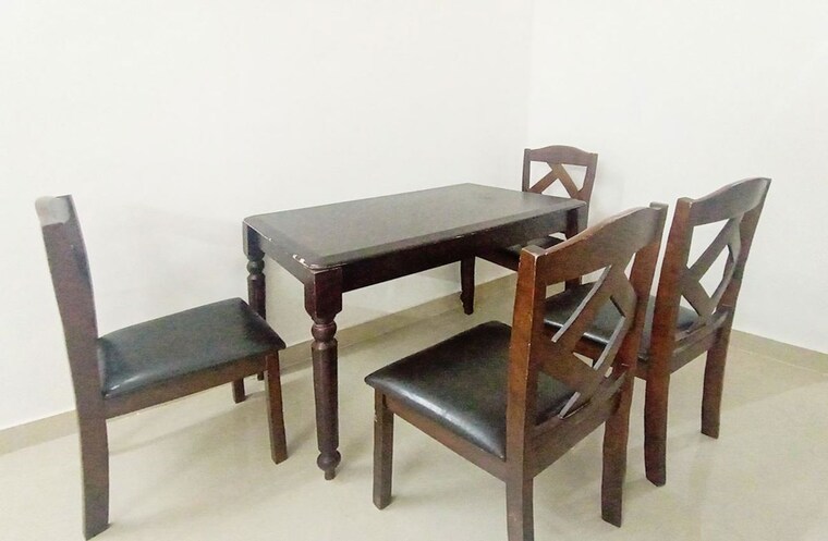 Room, dahisar west Pg For Boys In Dahisar West 10545398