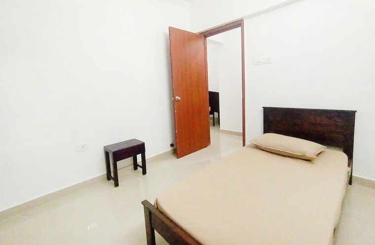 Room, dahisar west Pg For Boys In Dahisar West 10545398