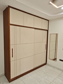 3 BHK + Prayer Room,Servant Room,Study Room,Extra Room,Basement,Store Room Apartment For Rent in RNP 1
