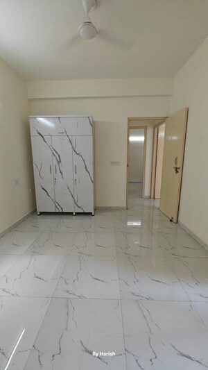 Room in 3 BHK Apartment at Pivotal Paradise, Sector 62 – for Sale