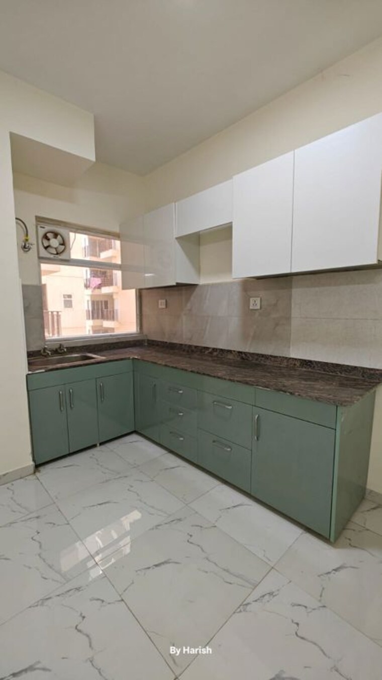 Kitchen, pivotal-paradise 3 Bedroom 1350 Sq.Ft. Apartment In Sector 62 Gurgaon 10545393