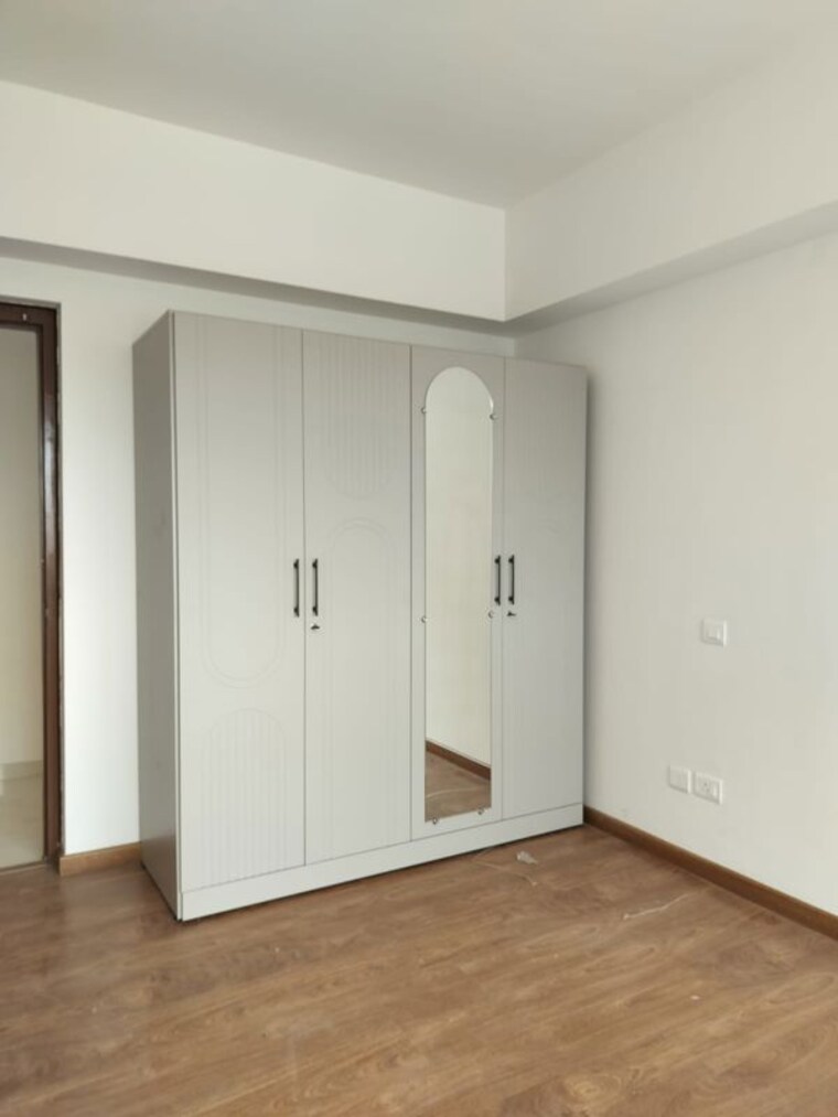 Room, the-center-court-prime 2.5 Bedroom 1565 Sq.Ft. Apartment In Sector 88a Gurgaon 10545359