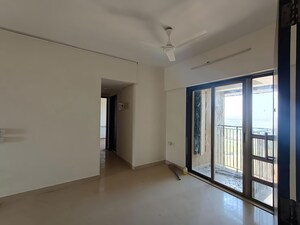 Room in 3 BHK Apartment at Lodha Casa Royale, Balkum Pada – for Rent