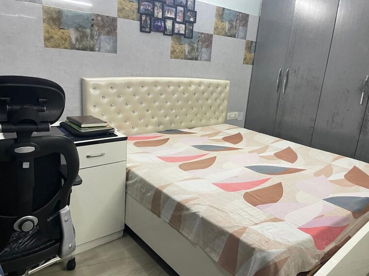Team Area, ashok vihar 3 Bedroom 1500 Sq.Ft. Builder Floor In Ashok Vihar Delhi 10545403
