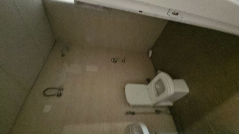 Bathroom, lotus-elise 3 Bedroom 1870 Sq.Ft. Apartment In Sector 99 Gurgaon 10545426