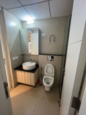 Bathroom in 3 BHK Apartment at Signature Global City 63A, Sector 63a – for Rent