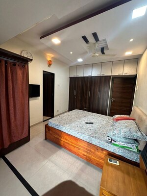 Bedroom in 2 BHK Apartment at Maharaja Retreat CHS, Goregaon East – for Rent