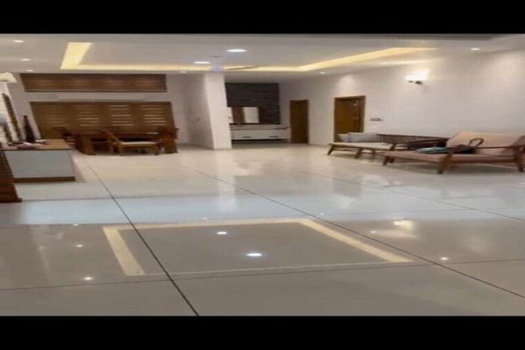 undefined, kuttanellur 4 Bedroom 4500 Sq.Ft. Independent House In Kuttanellur Thrissur 10545497
