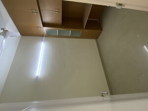 Room in 2 BHK Apartment at Signature Global Prime, Sector 63a – for Rent
