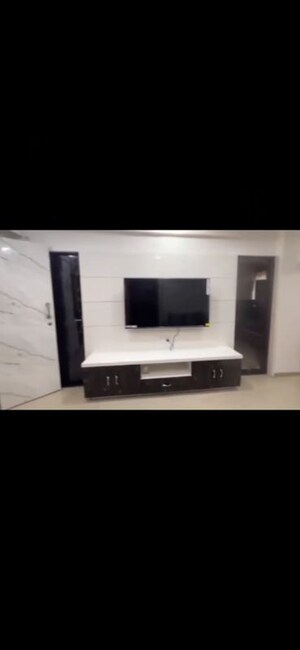 Bedroom in 3 BHK Apartment at Snehal Apartment Ghatkopar East, Ghatkopar East – for Rent