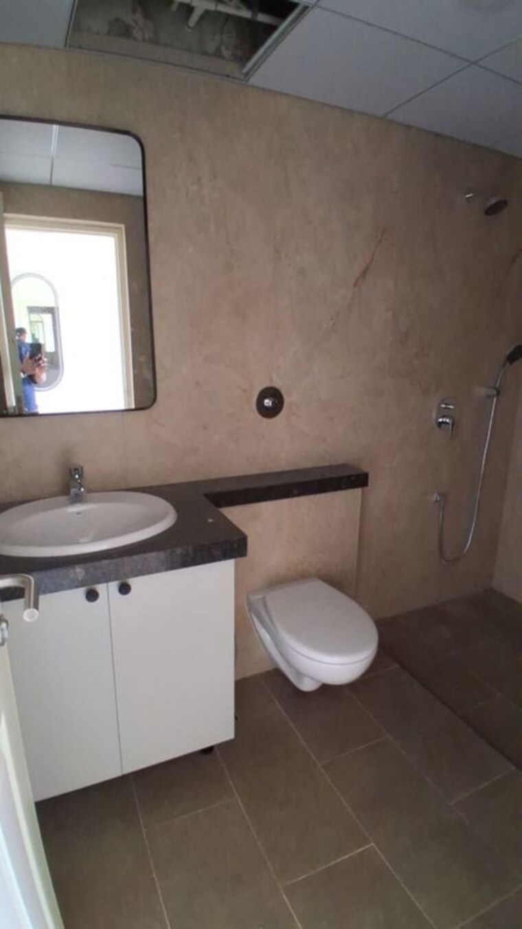 Bathroom, sobha-victoria-park 3 Bedroom 1833 Sq.Ft. Apartment In Hennur Road Bangalore 10545405