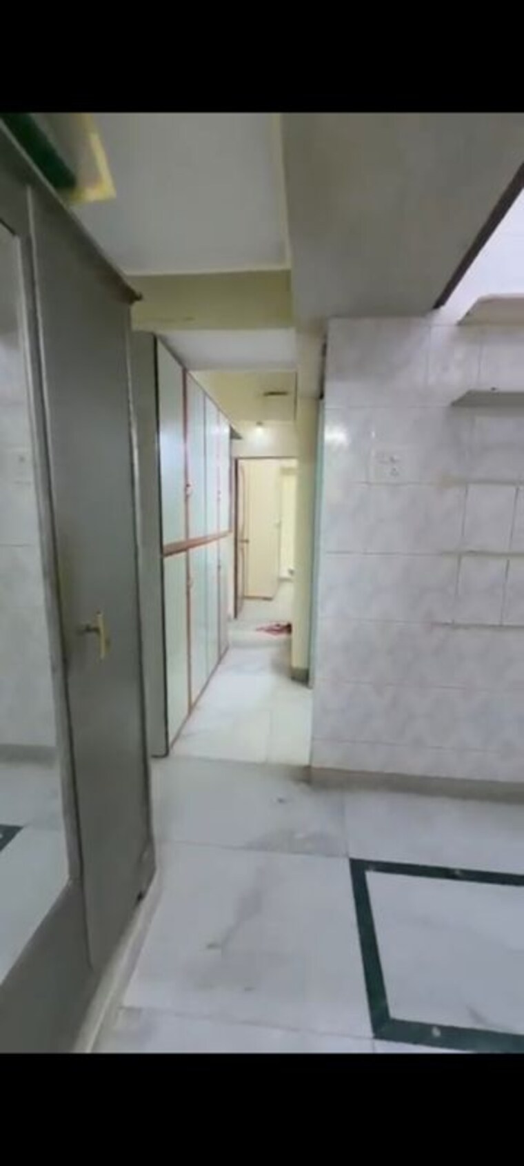 Bathroom, shanti-vimal-apartment 1.5 Bedroom 550 Sq.Ft. Apartment In Vile Parle East Mumbai 10545566