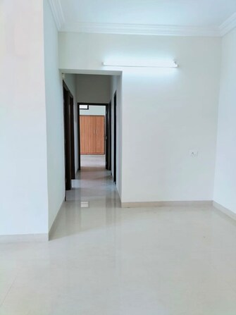 2 BHK + Prayer Room Apartment For Rent in K Raheja Heights in Malad East, Mumbai