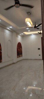 3 BHK 180 Sq.Yd. Builder Floor in Sector 89