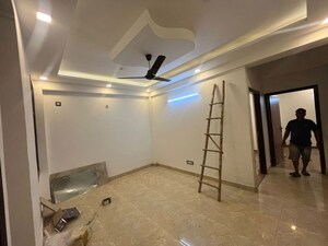 2 BHK Builder Floor For Rent in Chattarpur