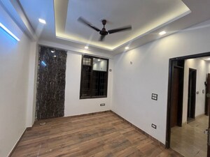 Room in 2 BHK Builder Floor at Chattarpur – for Rent
