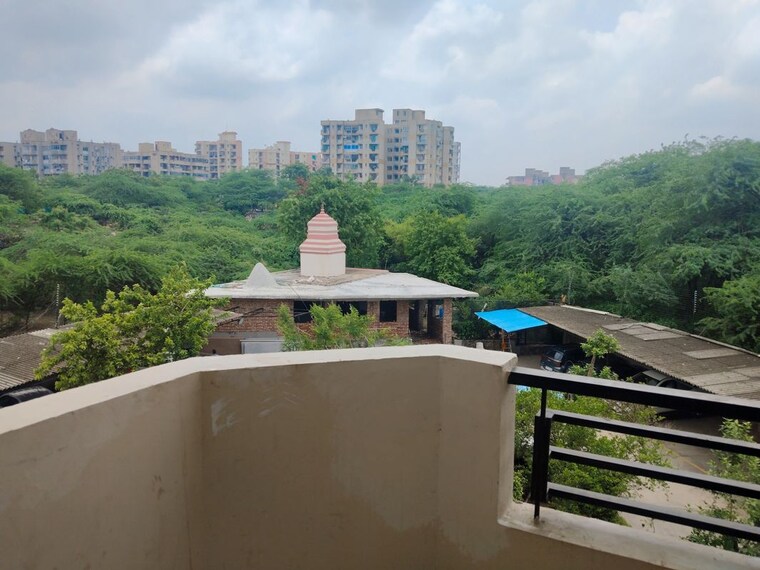 Balcony, sector 46 3 Bedroom 1450 Sq.Ft. Apartment In Sector 46 Faridabad 10545680
