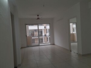 Room in 3 BHK Apartment at Sushma Valencia, International Airport Road – for Rent