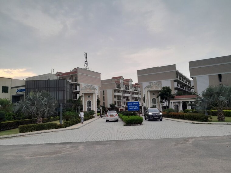 Exterior View, sushma-valencia 3 Bedroom 1800 Sq.Ft. Apartment In International Airport Road Zirakpur 10545687