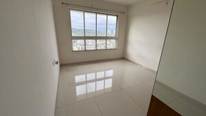 Room in 3 BHK Apartment at Paranjape Gloria Grand, Bavdhan – for Rent