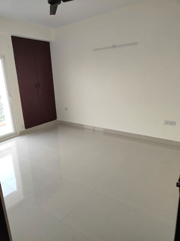 Room, supertech-the-romano 3 Bedroom 1425 Sq.Ft. Apartment In Sector 118 Noida 10545711