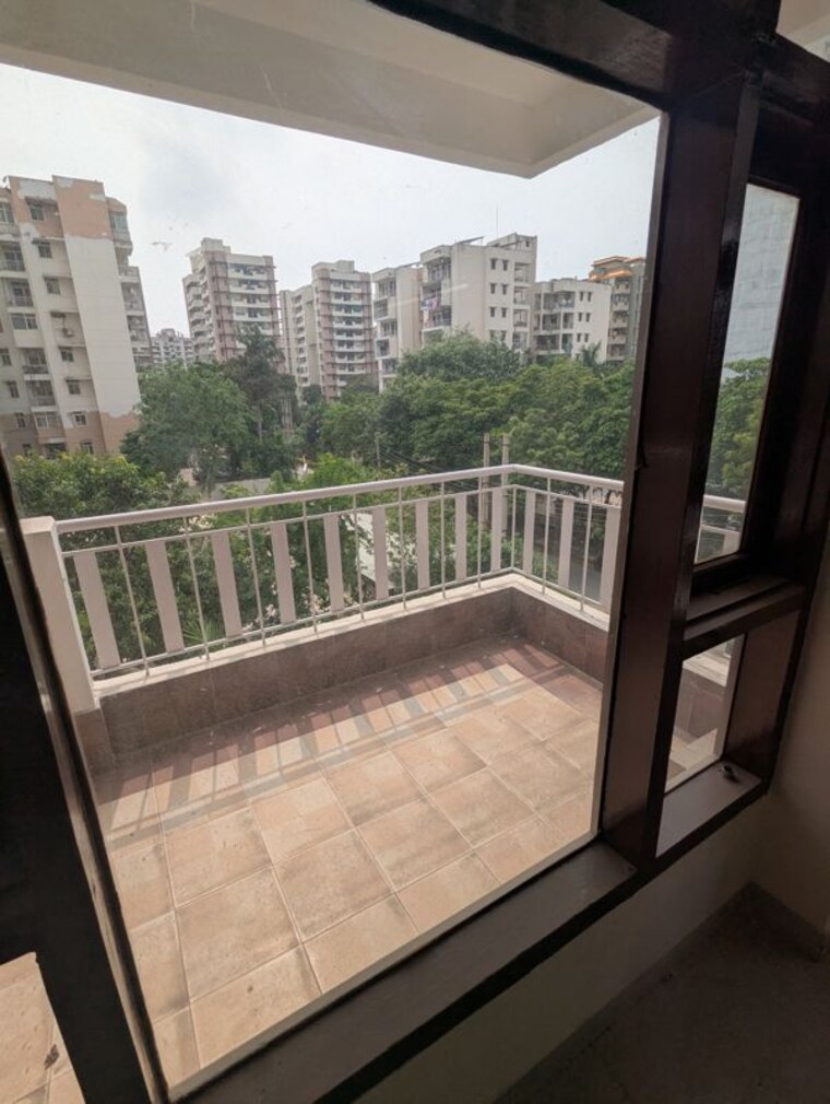 Balcony, atlantis-cghs 3 Bedroom 2500 Sq.Ft. Apartment In Sector 47 Gurgaon 10545697