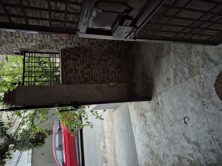 Balcony, mayur vihar 3.5 Bedroom 1450 Sq.Ft. Apartment In Mayur Vihar Delhi 10545731