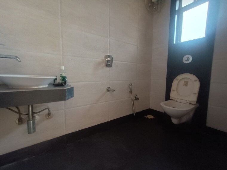 Bathroom, akshar-greystone 3 Bedroom 1650 Sq.Ft. Apartment In Ulwe Navi Mumbai 10545225