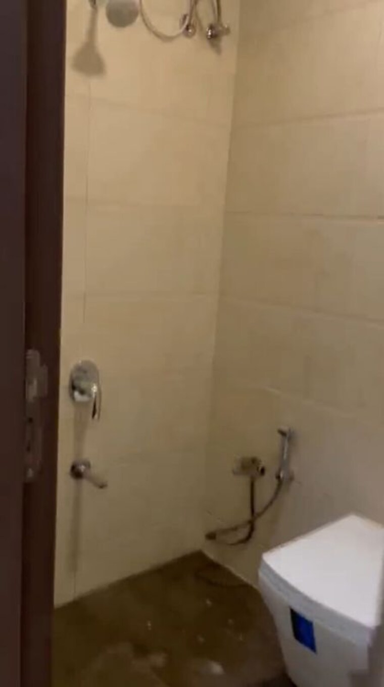 Bathroom, kings-paradise 2 Bedroom 689 Sq.Ft. Apartment In Chembur Mumbai 10545744