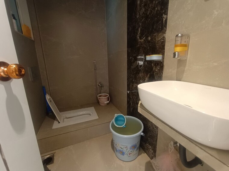 Bathroom, jhv-hira-laxmi-heights 3 Bedroom 1500 Sq.Ft. Apartment In Ulwe Sector 9 Navi Mumbai 10545333