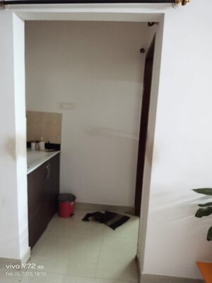 Room in 3 BHK Apartment at Prestige Tranquil, Kokapet – for Rent