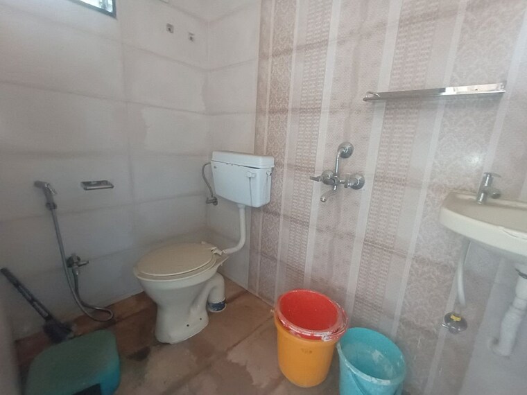 Bathroom, kricon-the-atlantis 3 Bedroom 1500 Sq.Ft. Apartment In Ulwe Navi Mumbai 10545466