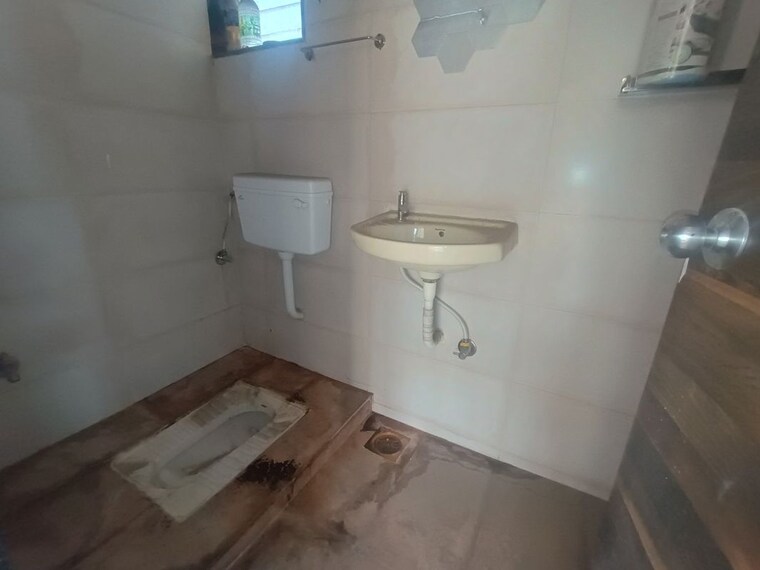 Bathroom, kricon-the-atlantis 3 Bedroom 1500 Sq.Ft. Apartment In Ulwe Navi Mumbai 10545466