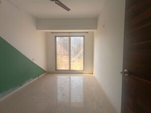 Room in 3 BHK Apartment at Kricon The Atlantis, Ulwe – for Sale