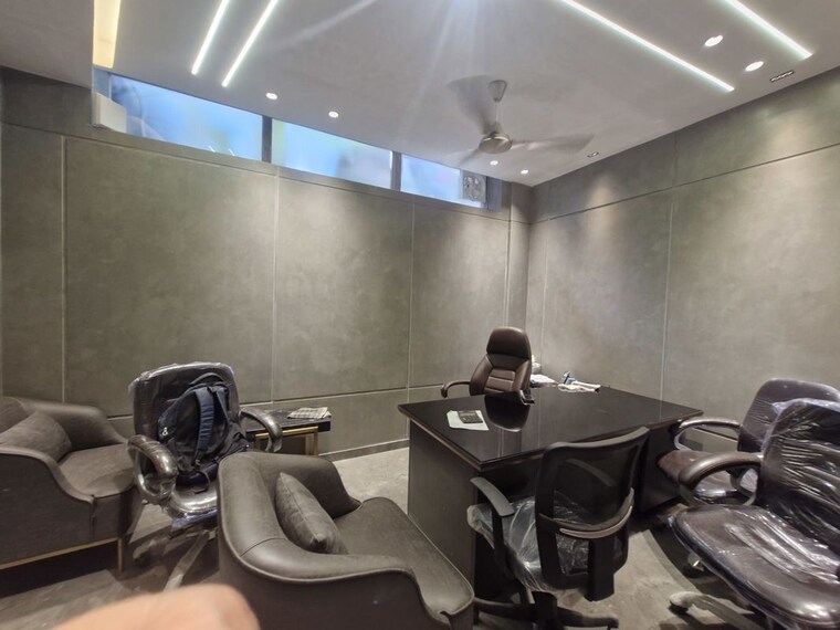Team Area, kalkaji 3 Bedroom 1800 Sq.Ft. Builder Floor In Kalkaji Delhi 10545789