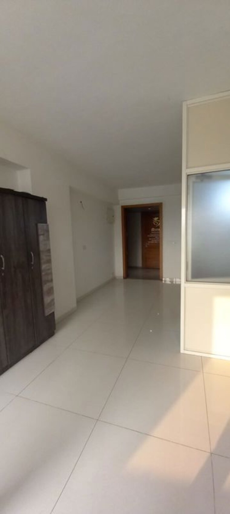 Other, navrangpura Commercial Office Space 800 Sq.Ft. In Navrangpura Ahmedabad 10545797