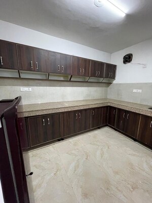 Kitchen in 3 BHK Builder Floor at Sector 42 – for Rent
