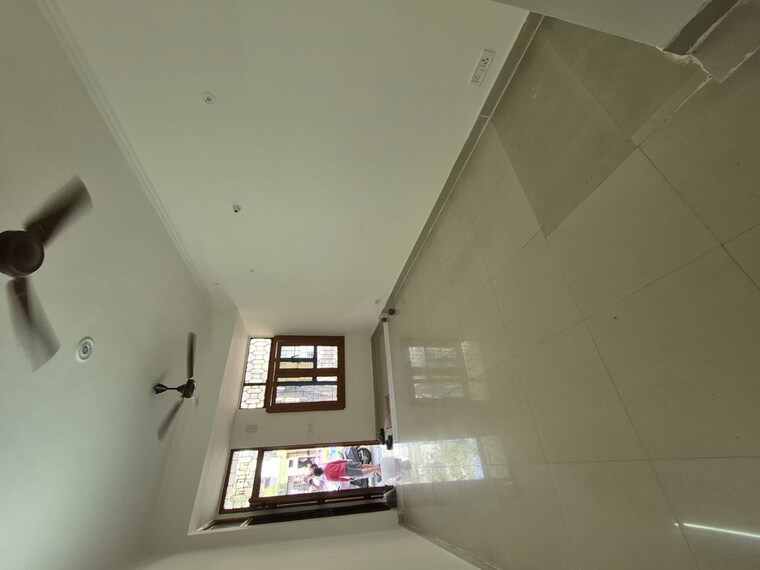 Room, mayur vihar 2.5 Bedroom 850 Sq.Ft. Apartment In Mayur Vihar Delhi 10545804