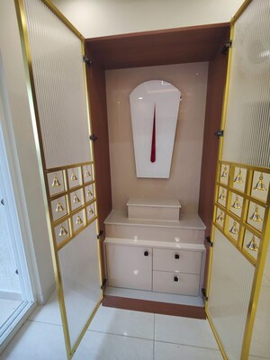 Bathroom in 3 BHK Apartment at Prestige Beverly Hills, Kokapet – for Rent
