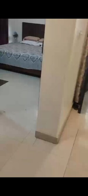 Furnished Amenities in 2 BHK Apartment at Parsvnath Platinum, Sector Swarn Nagri – for Sale