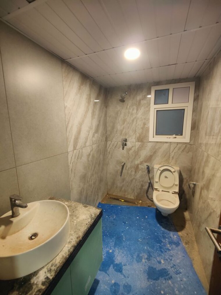 Bathroom, prestige-beverly-hills 3 Bedroom 1874 Sq.Ft. Apartment In Kokapet Hyderabad 10545838