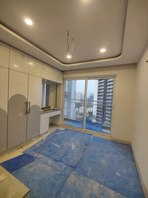 Room in 3 BHK Apartment at Prestige Beverly Hills, Kokapet – for Rent