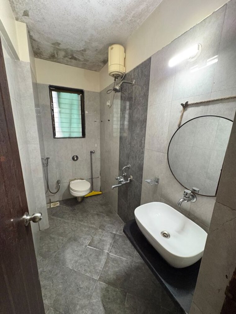 Bathroom, sudarshan-sky-garden 2 Bedroom 655 Sq.Ft. Apartment In Ghodbunder Road Thane 10545848