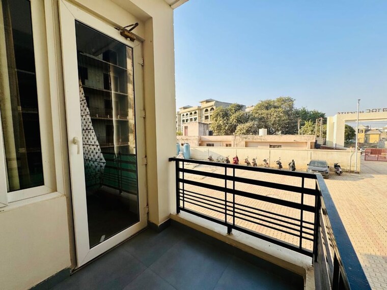 Balcony, sector 127 2 Bedroom 1400 Sq.Ft. Apartment In Sector 127 Mohali 10545857