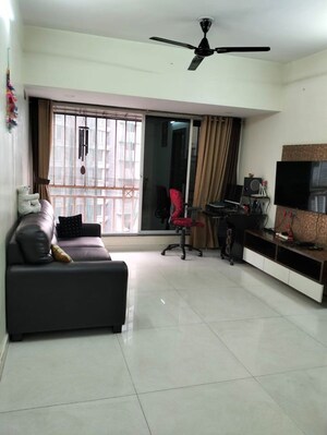 2 BHK Apartment For Sale in Shraddha Esquire Skytower, Mulund West