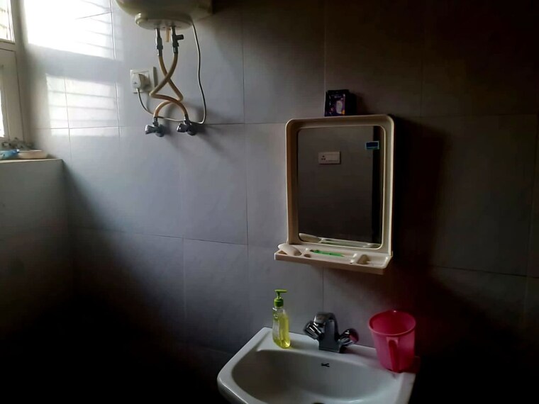 Bathroom, omega-green-park 2 Bedroom 1280 Sq.Ft. Apartment In Faizabad Road Lucknow 10545874