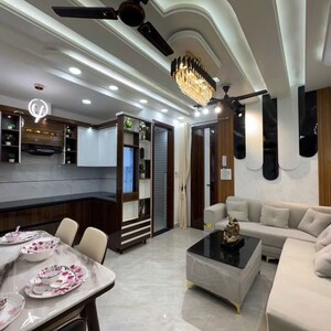 Team Area in 3 BHK Builder Floor at Uttam Nagar – for Sale