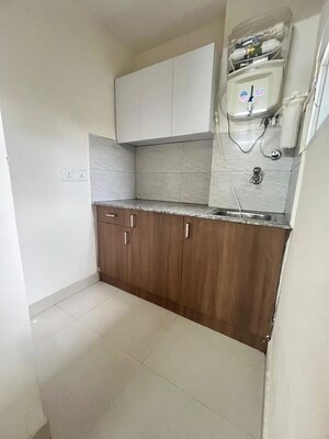 Bathroom in Studio Builder Floor at Vipul Square, Sushant Lok I – for Rent