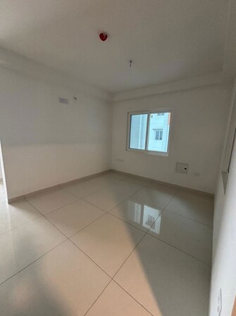 2 BHK Apartment For Sale in Aparna Sarovar Zicon in Nallagandla, Hyderabad