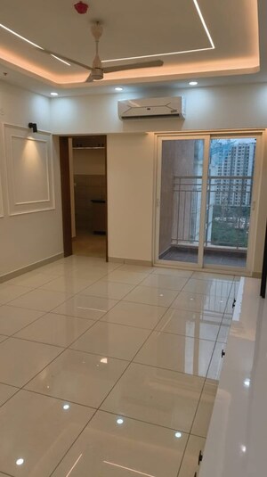 3 BHK Apartment For Rent in Mahaveer Celesse, Hunasamaranahalli